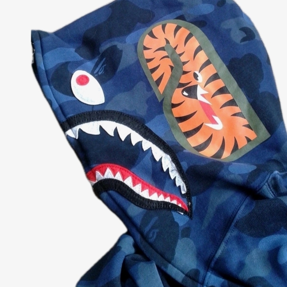 BAPE Color Camo Shark WGM Hoodie Sweatshirt Navy Blue | A Bathing Ape LG ( EUC) - Picture 6 of 8